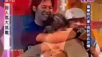 挑战路人吃瓜视频,揭秘网络短视频背后的趣味与争议